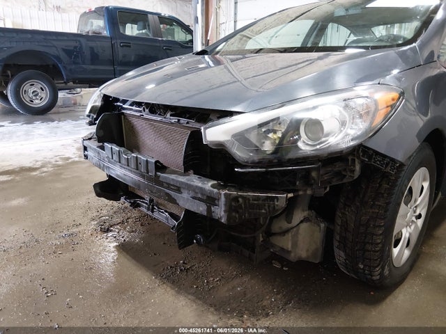 Продаж на аукціоні авто 2016 Kia Forte Lx, vin: KNAFK4A68G5579571, номер лоту: 45261741