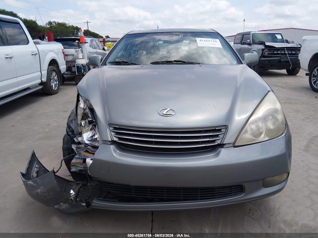 45261756 :رقم المزاد ، JTHBF30G325023332 vin ، 2002 Lexus Es 300 مزاد بيع