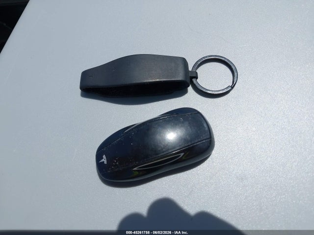 Tesla Model S P85 2014 5YJSA1H14EFP33511 Image 11