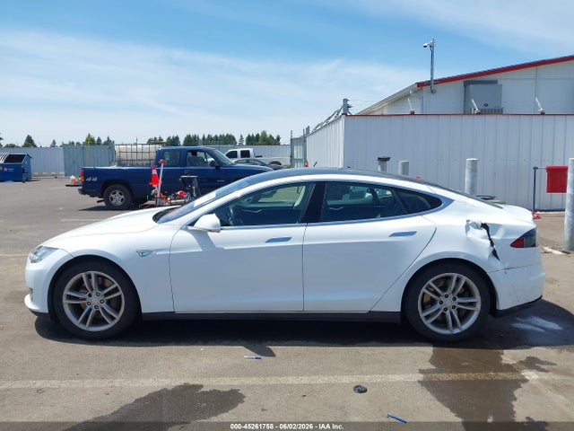 Tesla Model S P85 2014 5YJSA1H14EFP33511 Image 14