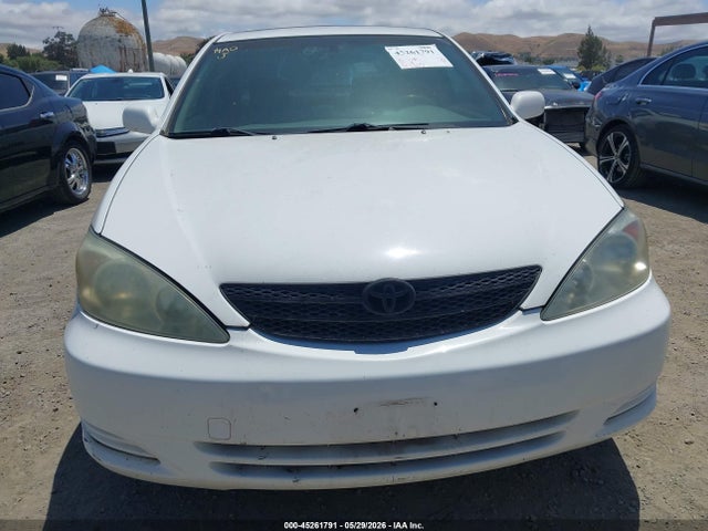 2002 Toyota Camry Xle მანქანა იყიდება აუქციონზე, vin: JTDBE30K520081299, აუქციონის ნომერი: 45261791