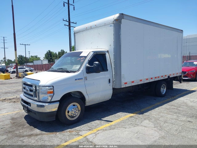 45261807 :رقم المزاد ، 1FDWE3FN3RDD00410 vin ، 2024 Ford E-350 Cutaway مزاد بيع