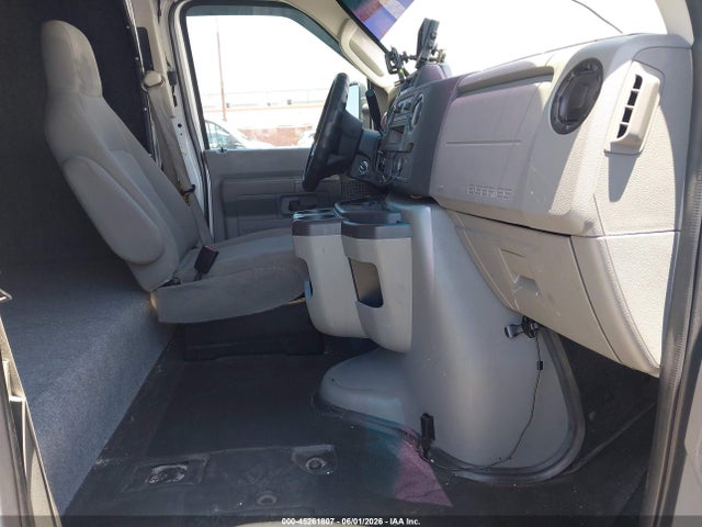 45261807 :رقم المزاد ، 1FDWE3FN3RDD00410 vin ، 2024 Ford E-350 Cutaway مزاد بيع