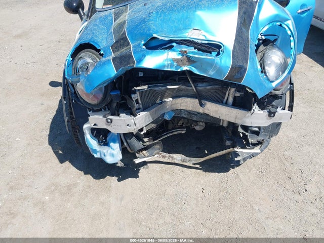 45261845 :رقم المزاد ، WMWXU3C53F2B59006 vin ، 2015 Mini Hardtop Cooper S مزاد بيع