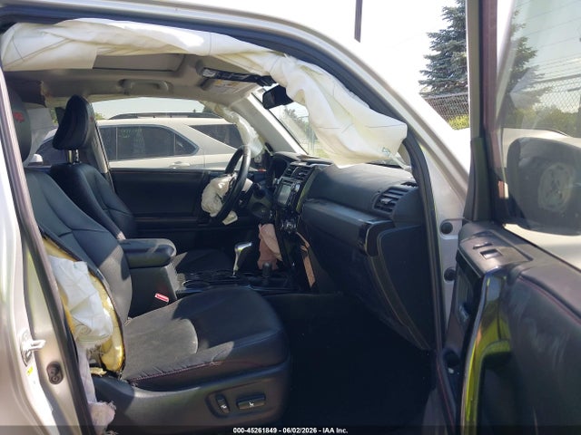45261849 :رقم المزاد ، JTEBU5JR7J5505959 vin ، 2018 Toyota 4runner Trd Off Road Premium مزاد بيع