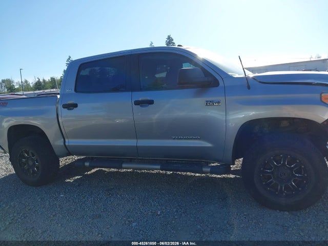 5TFDY5F14FX444165 Toyota Tundra Sr5 5.7l V8
