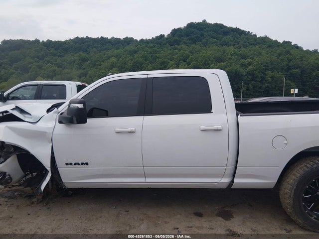 2024 Ram 3500 Big Horn  4x4 6'4 Box მანქანა იყიდება აუქციონზე, vin: 3C63R3DJ0RG337338, აუქციონის ნომერი: 45261853