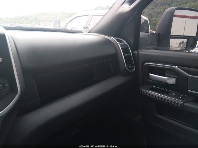 2024 Ram 3500 Big Horn  4x4 6'4 Box მანქანა იყიდება აუქციონზე, vin: 3C63R3DJ0RG337338, აუქციონის ნომერი: 45261853