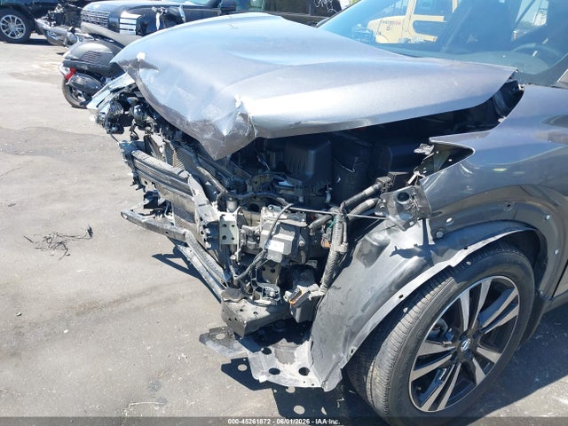 Nissan KICKS SR 2018 3N1CP5CU2JL504576 Image 12