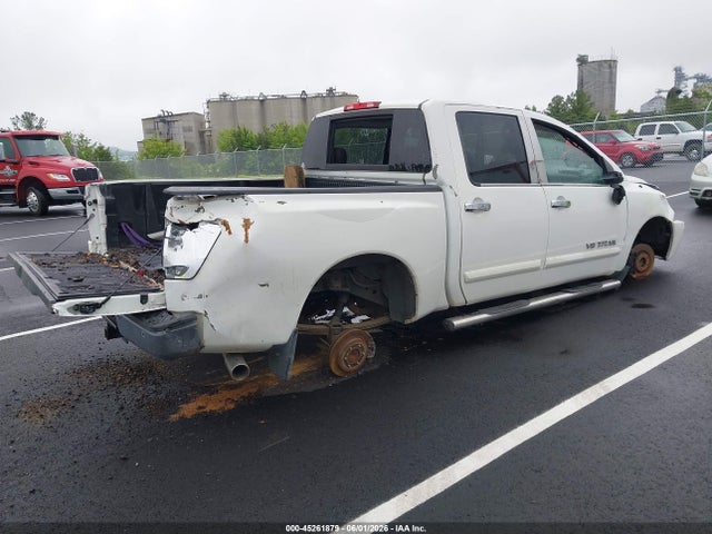 45261879 :رقم المزاد ، 1N6AA0ED1BN313042 vin ، 2011 Nissan Titan Sv مزاد بيع