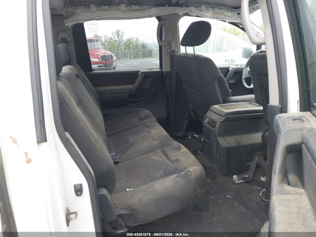 45261879 :رقم المزاد ، 1N6AA0ED1BN313042 vin ، 2011 Nissan Titan Sv مزاد بيع