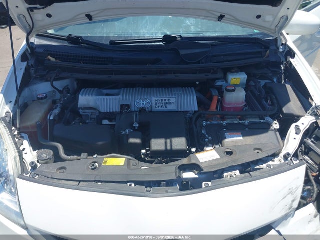 45261918 :رقم المزاد ، JTDKN3DU5F0439647 vin ، 2015 Toyota Prius Two مزاد بيع