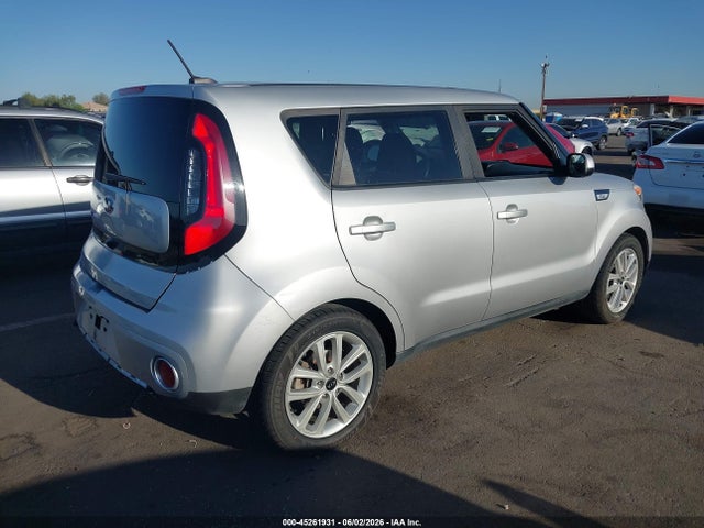 45261931 :رقم المزاد ، KNDJP3A50J7532367 vin ، 2018 Kia Soul + مزاد بيع
