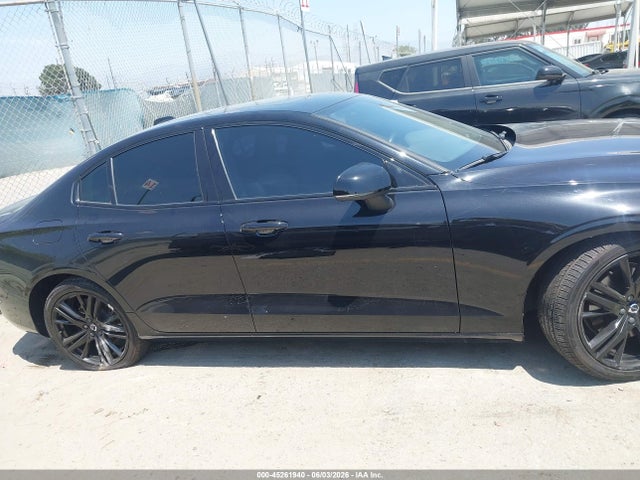 Volvo S60 B5 Plus Black Edition 2024 7JRL12FH6RG282248 Image 13