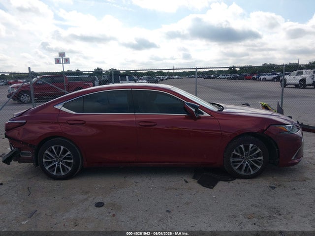 45261942 :رقم المزاد ، 58ACZ1B12NU114956 vin ، 2022 Lexus Es 350 مزاد بيع