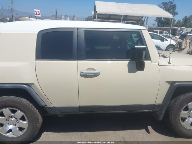 Auction sale of the 2008 Toyota Fj Cruiser, vin: JTEZU11F68K003856, lot number: 45261946