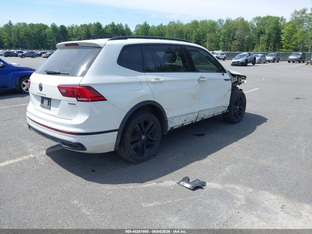 Продажа на аукционе авто 2022 Volkswagen Tiguan 2.0t Se R-line Black, vin: 3VV8B7AX9NM114893, номер лота: 45261980