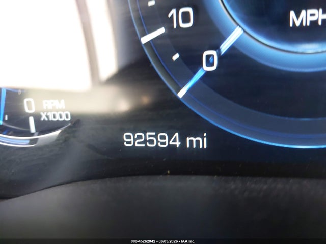 45262042 :رقم المزاد ، 1GYS3CKJ4HR344570 vin ، 2017 Cadillac Escalade Premium Luxury مزاد بيع