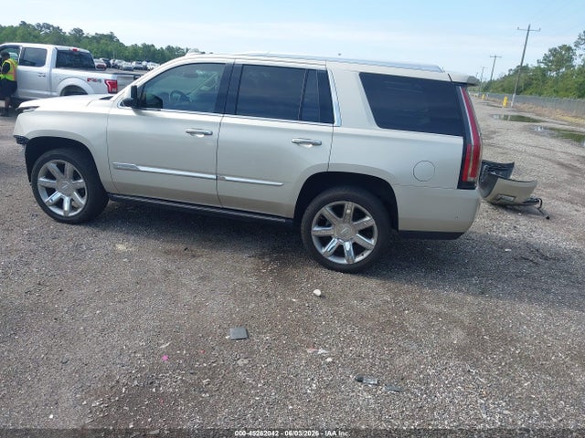 45262042 :رقم المزاد ، 1GYS3CKJ4HR344570 vin ، 2017 Cadillac Escalade Premium Luxury مزاد بيع