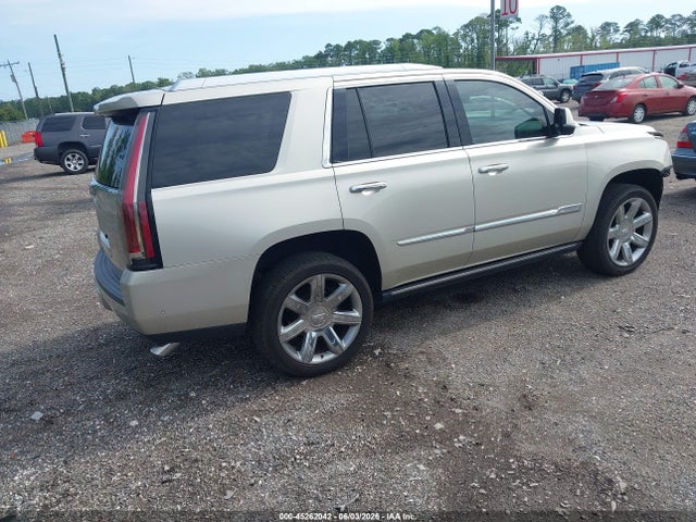 45262042 :رقم المزاد ، 1GYS3CKJ4HR344570 vin ، 2017 Cadillac Escalade Premium Luxury مزاد بيع