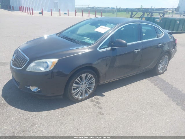 45262045 :رقم المزاد ، 1G4PP5SKXD4172357 vin ، 2013 Buick Verano مزاد بيع