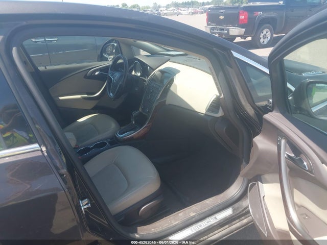 45262045 :رقم المزاد ، 1G4PP5SKXD4172357 vin ، 2013 Buick Verano مزاد بيع