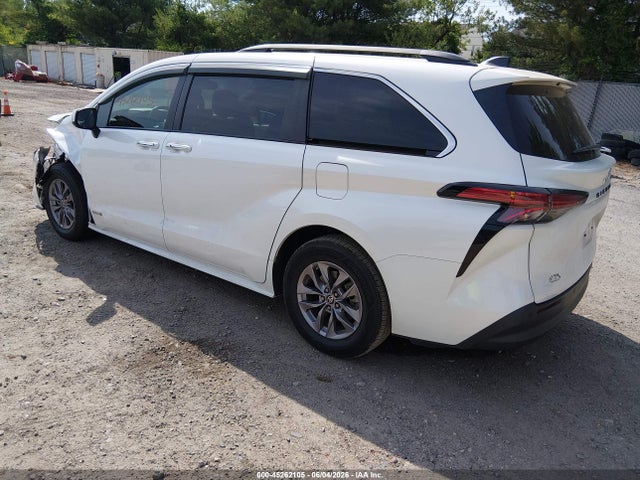 Продаж на аукціоні авто 2021 Toyota Sienna Xle, vin: 5TDYRKEC1MS028271, номер лоту: 45262105