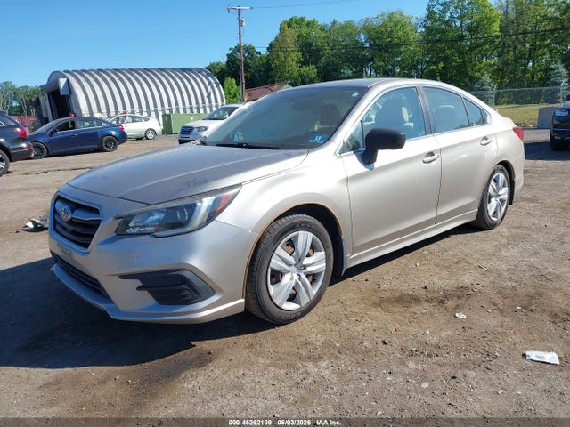 2018 Subaru Legacy 2.5i მანქანა იყიდება აუქციონზე, vin: 4S3BNAB60J3020413, აუქციონის ნომერი: 45262109