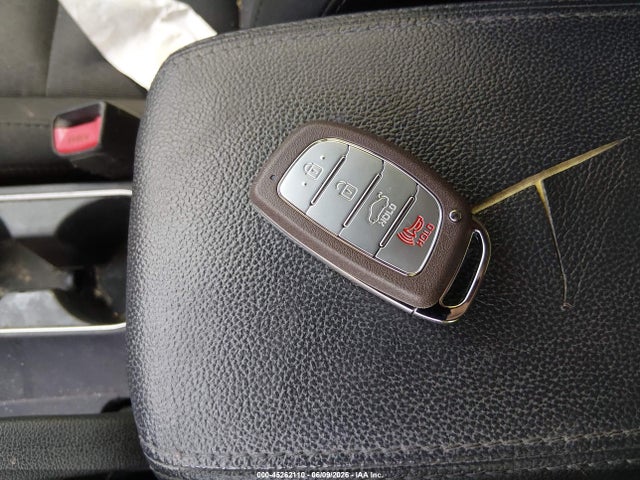 Продажа на аукционе авто 2017 Hyundai Elantra Value Edition, vin: 5NPD84LF2HH133309, номер лота: 45262110