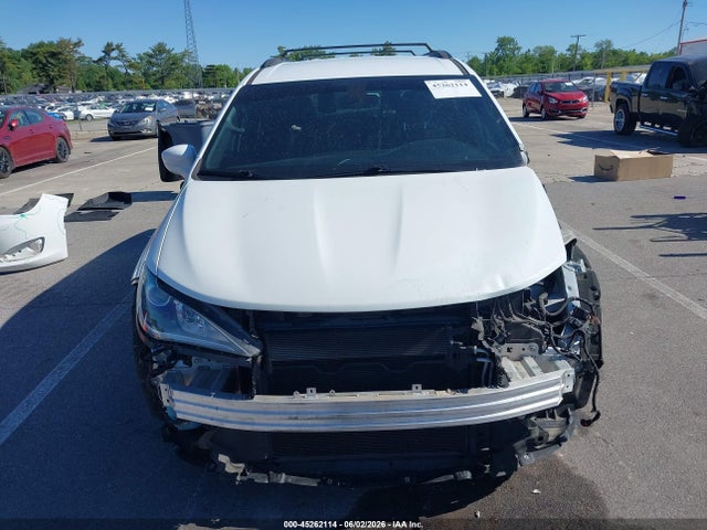 45262114 :رقم المزاد ، 2C4RC1FG5JR229161 vin ، 2018 Chrysler Pacifica Touring Plus مزاد بيع