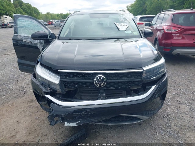 2022 Volkswagen Taos 1.5t Se მანქანა იყიდება აუქციონზე, vin: 3VVWX7B27NM019017, აუქციონის ნომერი: 45262120