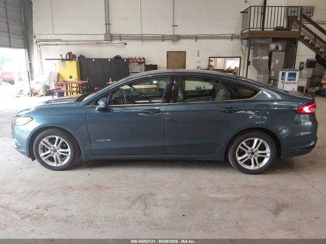 3FA6P0UU1JR271398 Ford Fusion Hybrid S
