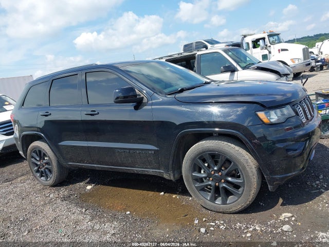 2017 Jeep Grand Cherokee Altitude 4x4 მანქანა იყიდება აუქციონზე, vin: 1C4RJFAG1HC932673, აუქციონის ნომერი: 45262127