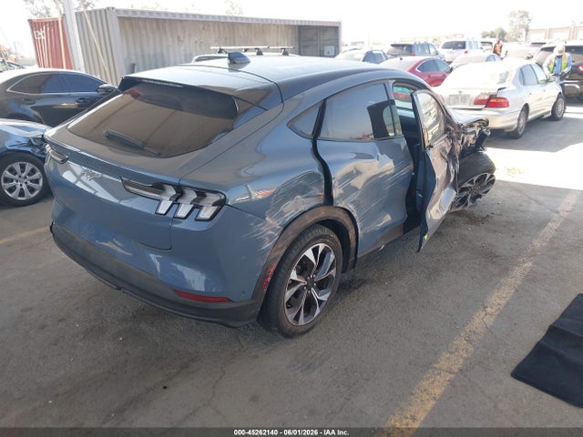 Ford Mustang Mach-e Select 2024 3FMTK1R46RMA38275 Image 4