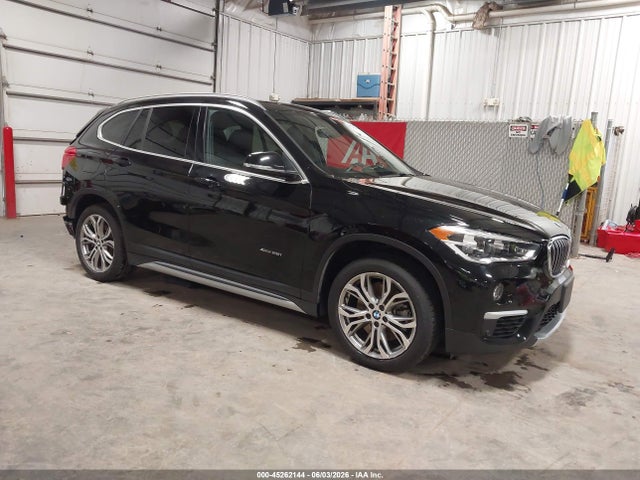45262144 :رقم المزاد ، WBXHT3Z37H4A55547 vin ، 2017 Bmw X1 Xdrive28i مزاد بيع