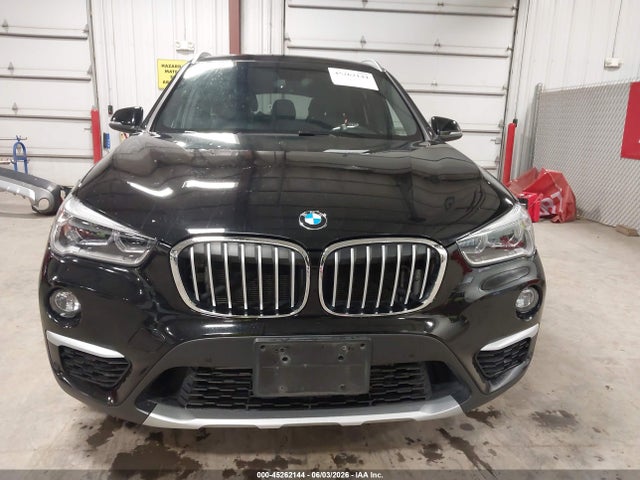 45262144 :رقم المزاد ، WBXHT3Z37H4A55547 vin ، 2017 Bmw X1 Xdrive28i مزاد بيع