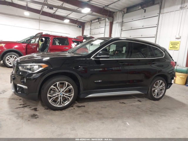45262144 :رقم المزاد ، WBXHT3Z37H4A55547 vin ، 2017 Bmw X1 Xdrive28i مزاد بيع