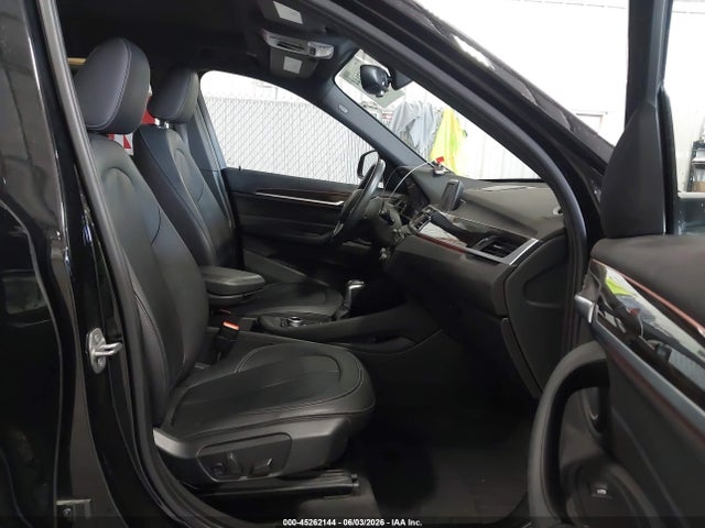 45262144 :رقم المزاد ، WBXHT3Z37H4A55547 vin ، 2017 Bmw X1 Xdrive28i مزاد بيع