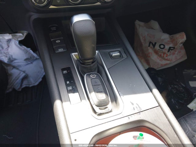 3N8AP6CA6SL442301 Nissan Kicks Sv Fwd