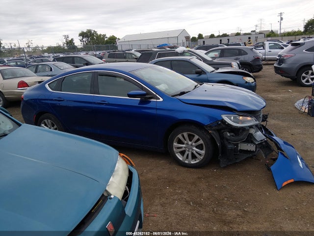 45262182 :رقم المزاد ، 1C3CCCAB1FN670517 vin ، 2015 Chrysler 200 Limited مزاد بيع