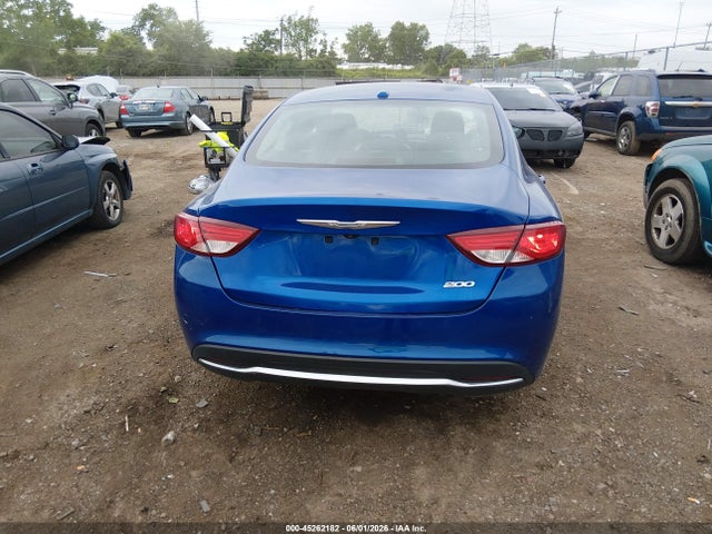 45262182 :رقم المزاد ، 1C3CCCAB1FN670517 vin ، 2015 Chrysler 200 Limited مزاد بيع