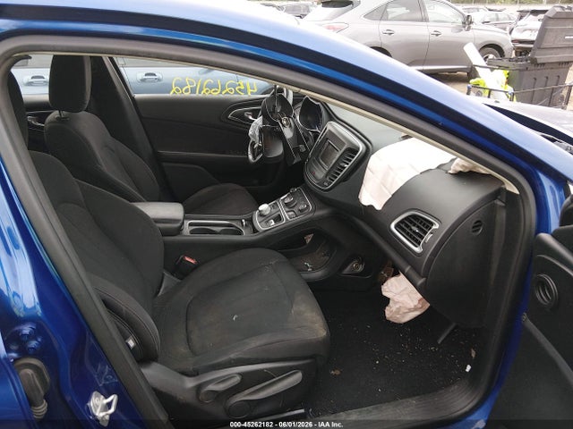 45262182 :رقم المزاد ، 1C3CCCAB1FN670517 vin ، 2015 Chrysler 200 Limited مزاد بيع