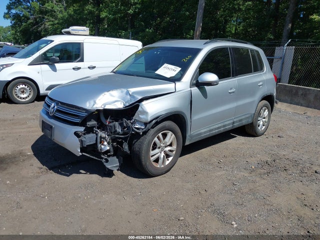 Aukcja sprzedaży 2016 Volkswagen Tiguan S, vin: WVGBV7AX0GW013056, numer aukcji: 45262184