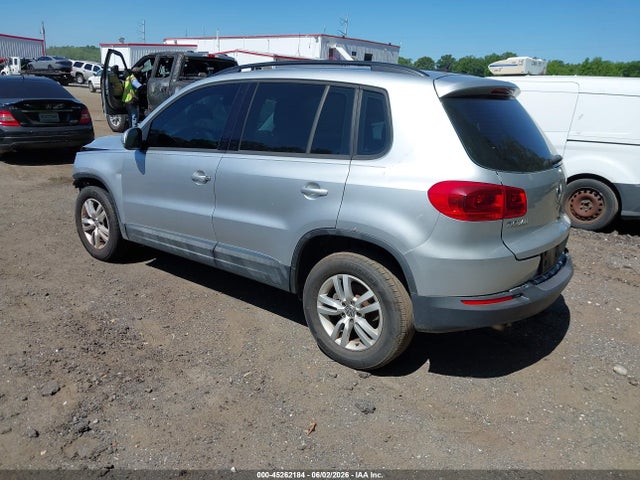 Aukcja sprzedaży 2016 Volkswagen Tiguan S, vin: WVGBV7AX0GW013056, numer aukcji: 45262184
