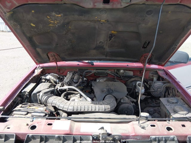 45262188 :رقم المزاد ، 1FMDU34X6NUD44491 vin ، 1992 Ford Explorer مزاد بيع