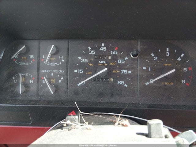 45262188 :رقم المزاد ، 1FMDU34X6NUD44491 vin ، 1992 Ford Explorer مزاد بيع