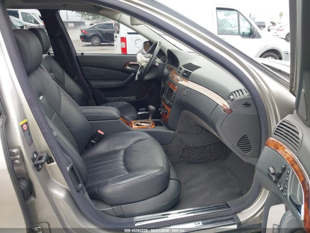 2004 Mercedes-benz S 55 Amg მანქანა იყიდება აუქციონზე, vin: WDBNG74J84A425297, აუქციონის ნომერი: 45262225