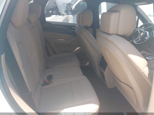 WP1AA2AY9NDA04922 Porsche Cayenne Platinum Edition