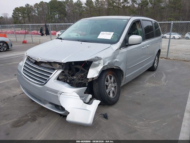 45262260 :رقم المزاد ، 2A4RR5D19AR503590 vin ، 2010 Chrysler Town & Country Touring مزاد بيع