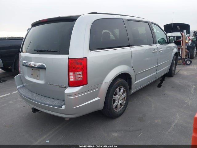 45262260 :رقم المزاد ، 2A4RR5D19AR503590 vin ، 2010 Chrysler Town & Country Touring مزاد بيع